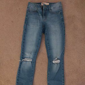 medium wash skinny jeans